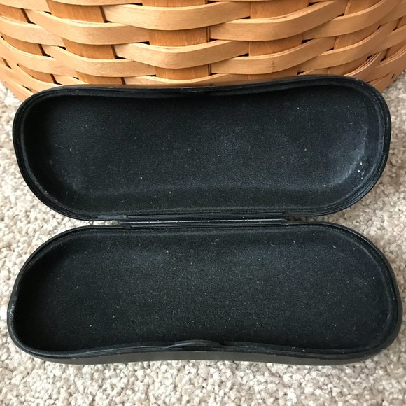 Carrera Black Clam Shell Eyeglass/Sunglass Case - Picture 4 of 4